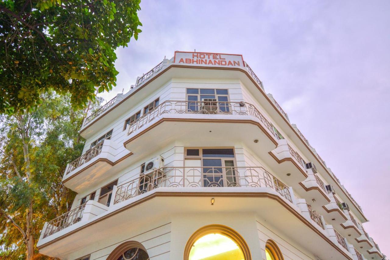 Oyo 46616 Hotel Abhinandan Jind Exterior photo