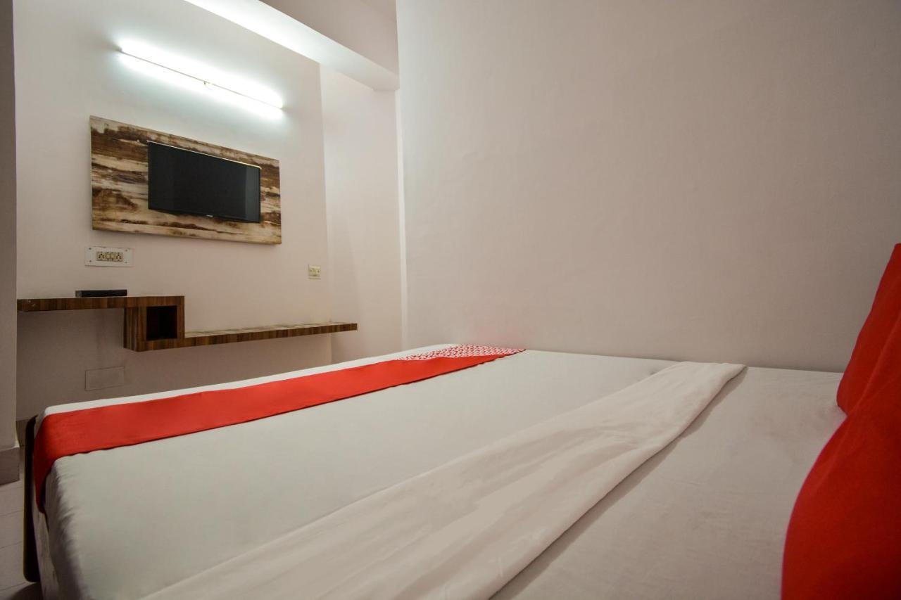 Oyo 46616 Hotel Abhinandan Jind Exterior photo