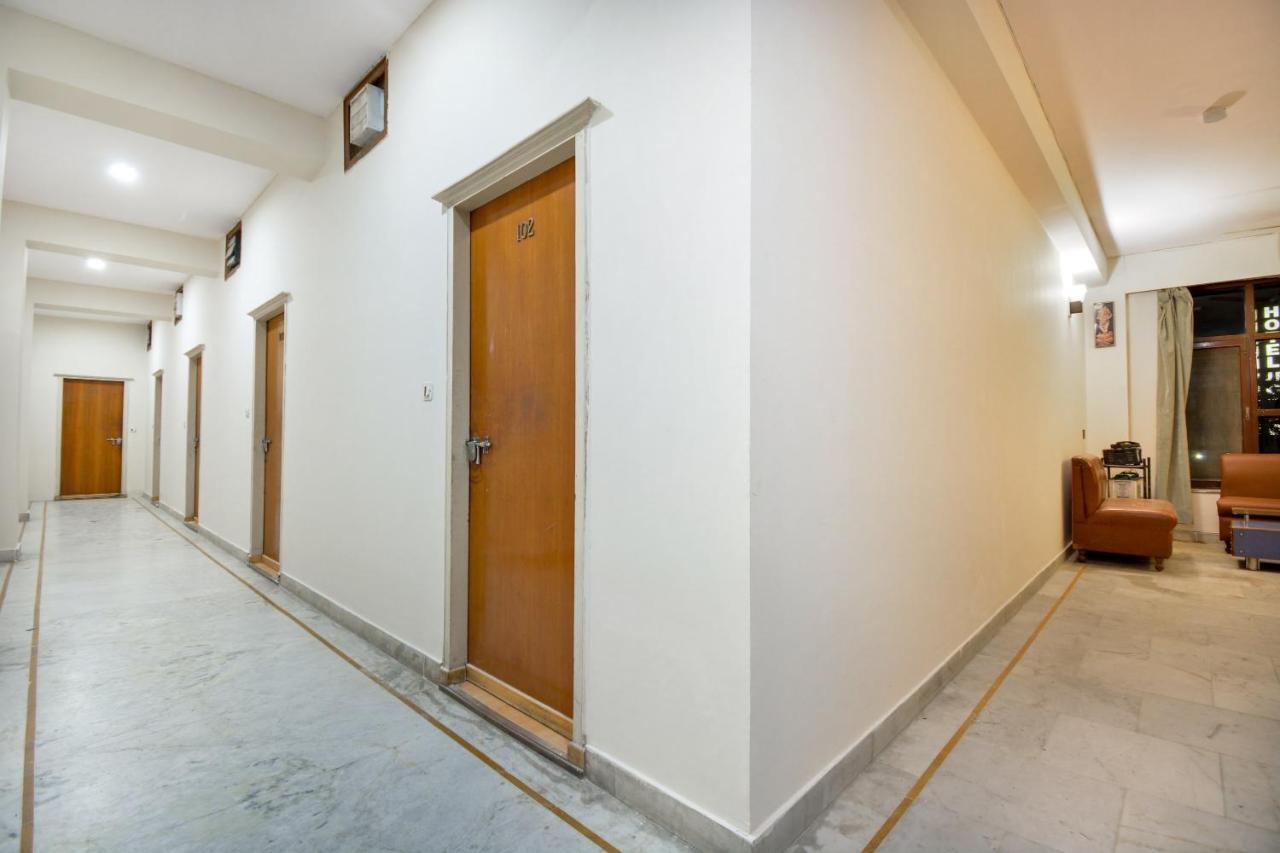 Oyo 46616 Hotel Abhinandan Jind Exterior photo